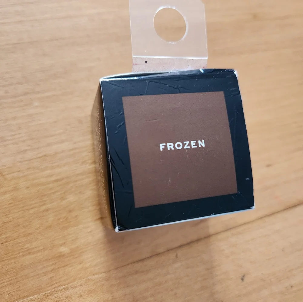 Jaclyn Cosmetics new box