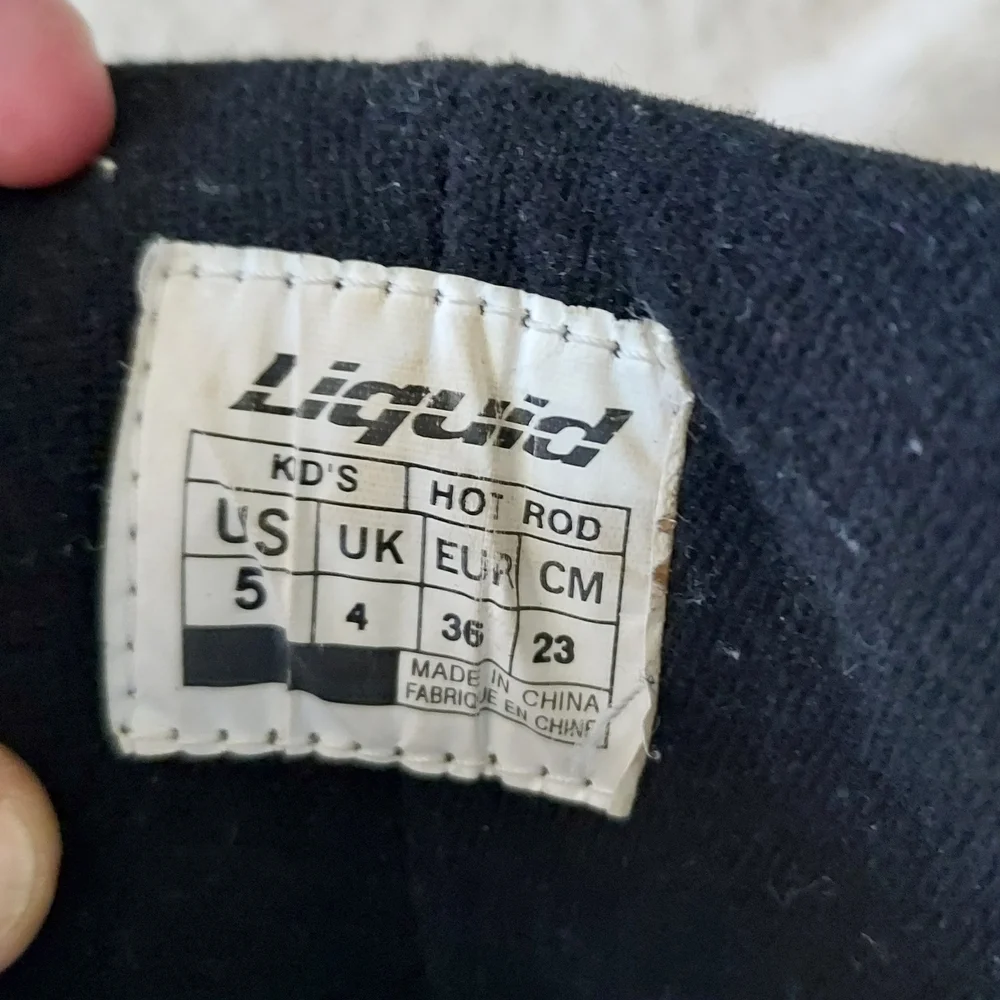 Liquid snowboad boots