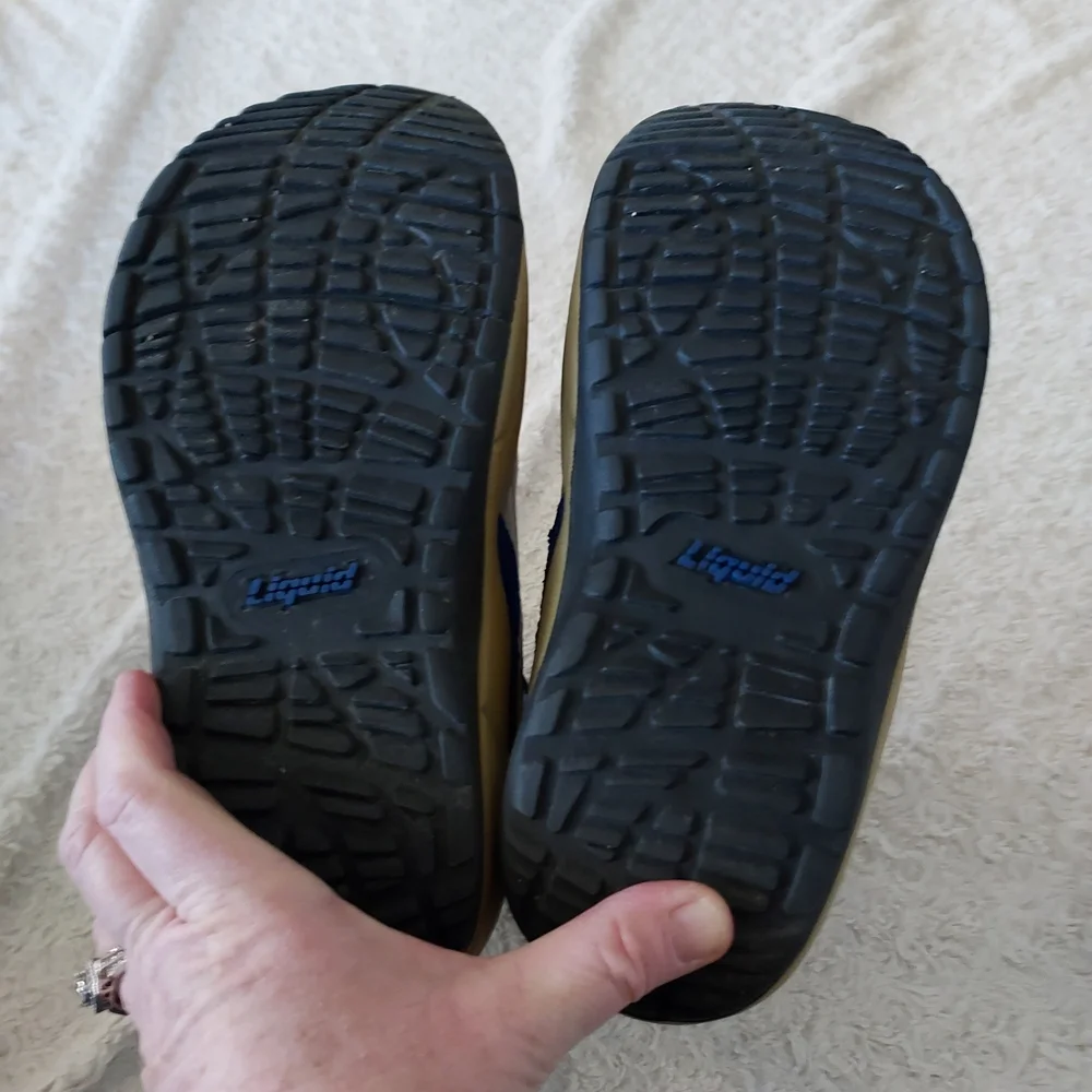 Liquid snowboad boots