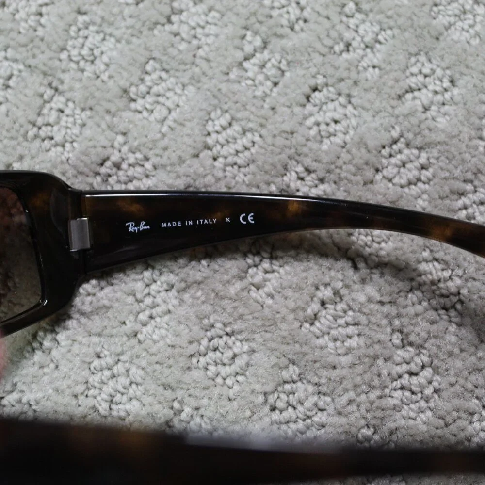 Ray-Ban featuring look