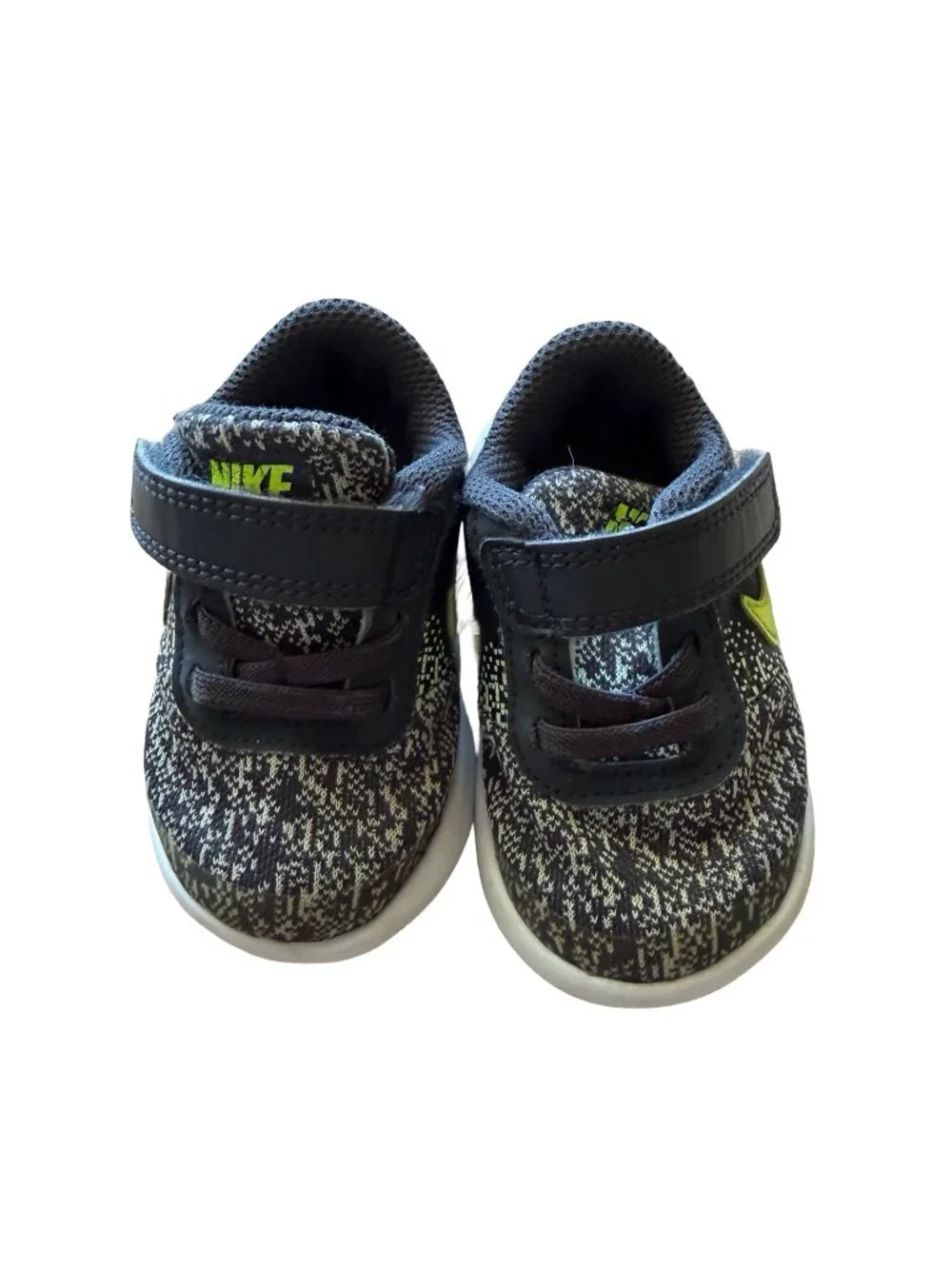 Nike 𝐁𝐫𝐚𝐧𝐝 𝐓𝐢𝐭𝐥𝐞
