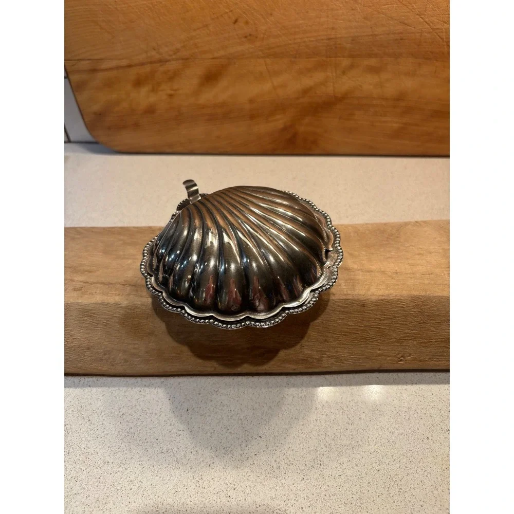 Vintage Silver Plated Clam Shell Butter Dish England Frosted Glass Liner 5 inch