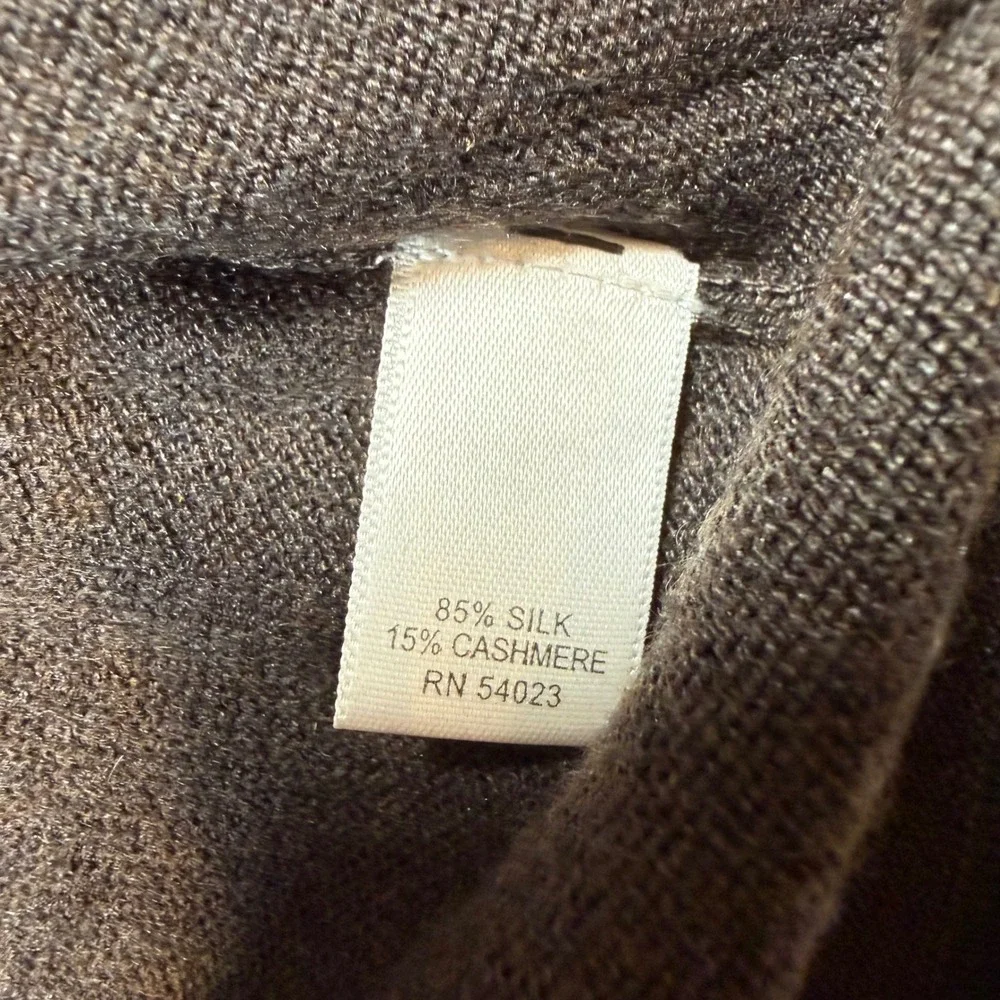 Banana Republic brand banana