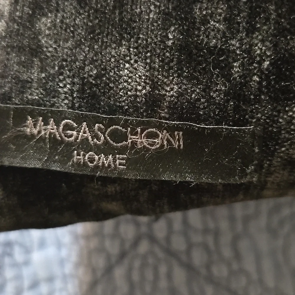 Magaschoni home ghost