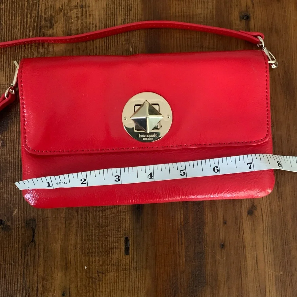 kate spade excellent pre