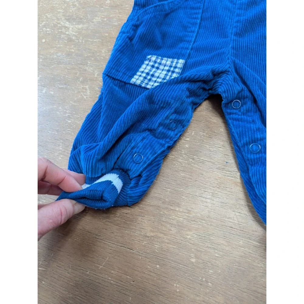 OshKosh Bgosh secure legs