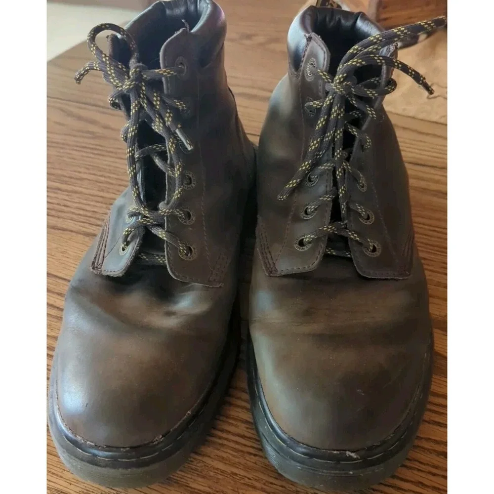 Dr. Martens men doc