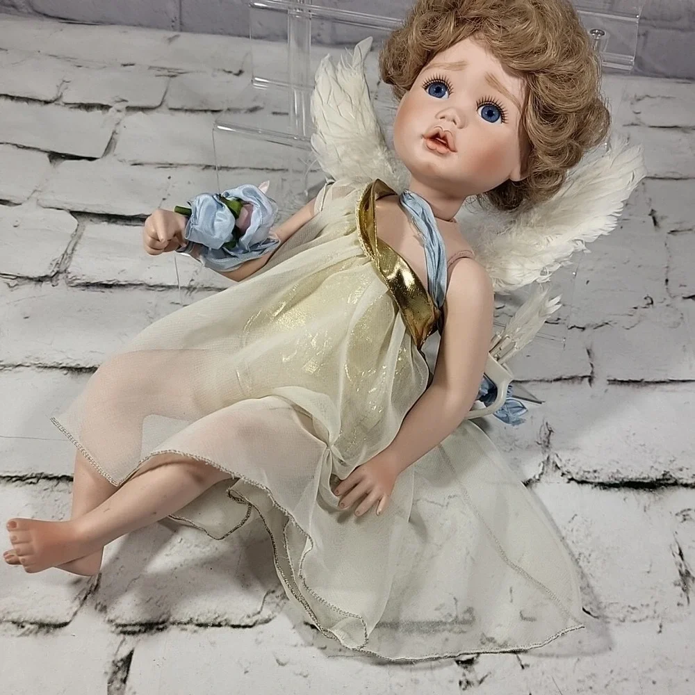 Ellenbrooke Sweet Cherub Porcelain Angel By Connie‎ Walser Derek
