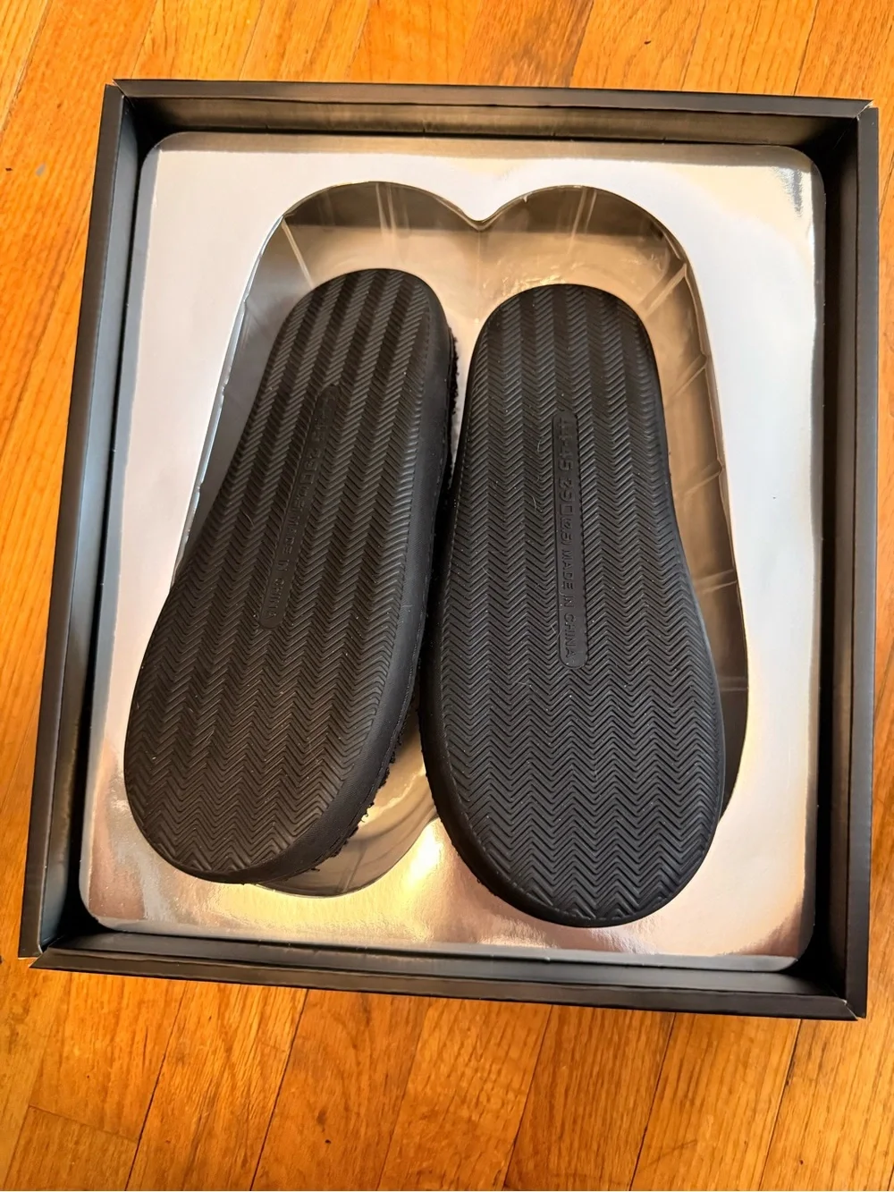AERO cozy black