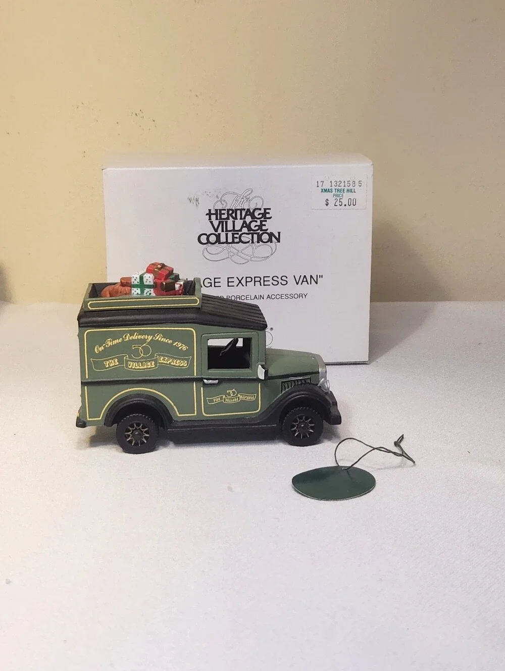 Department 56 vintage measures glued