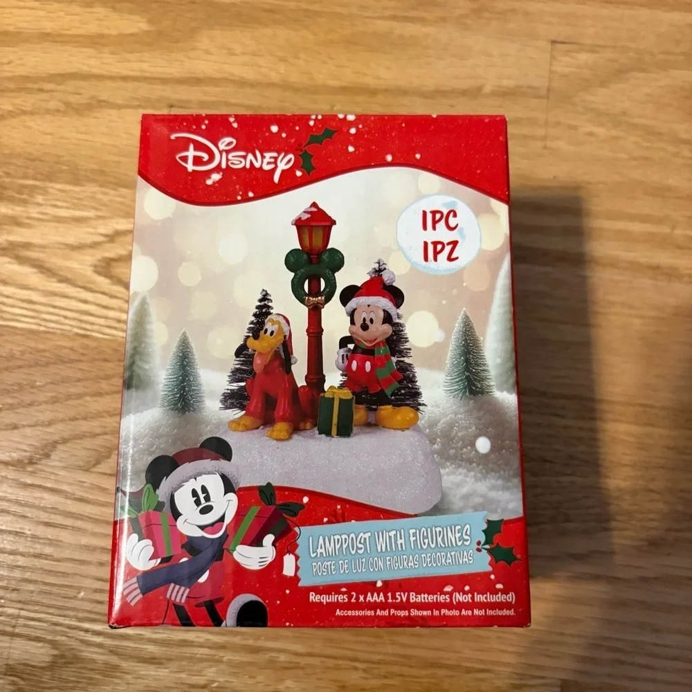 Disney charming lamppost