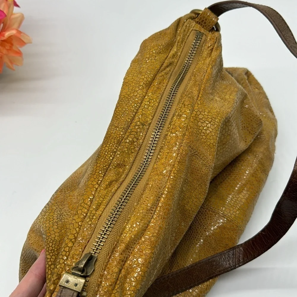 HOBO great preowned