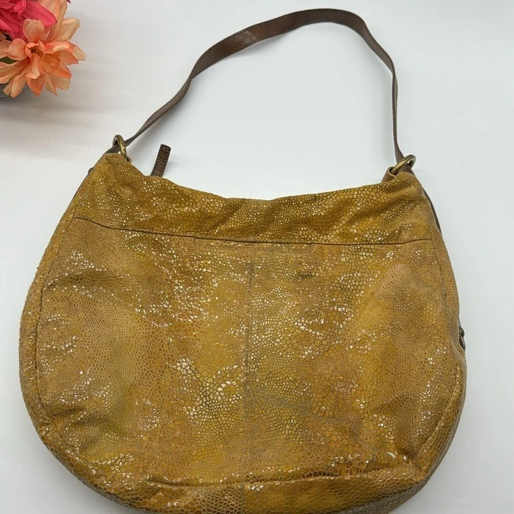 HOBO great preowned
