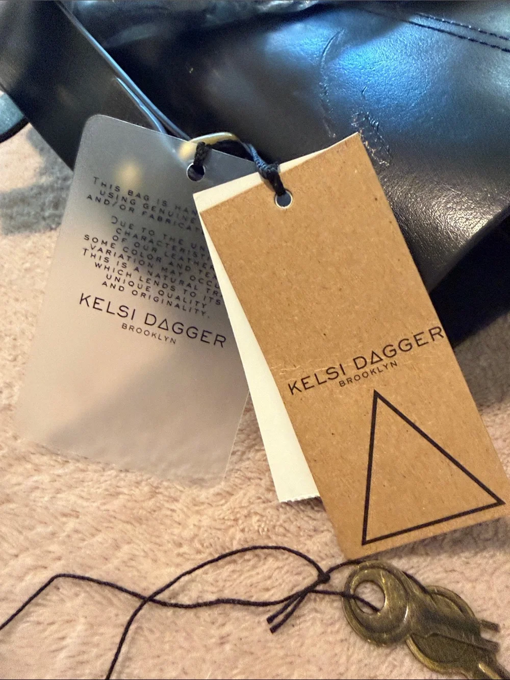 Kelsi Dagger structured black