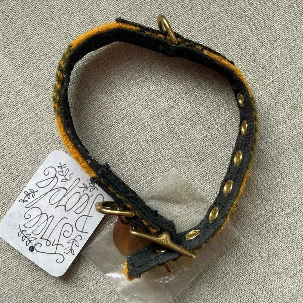Found My Animal box wool collar