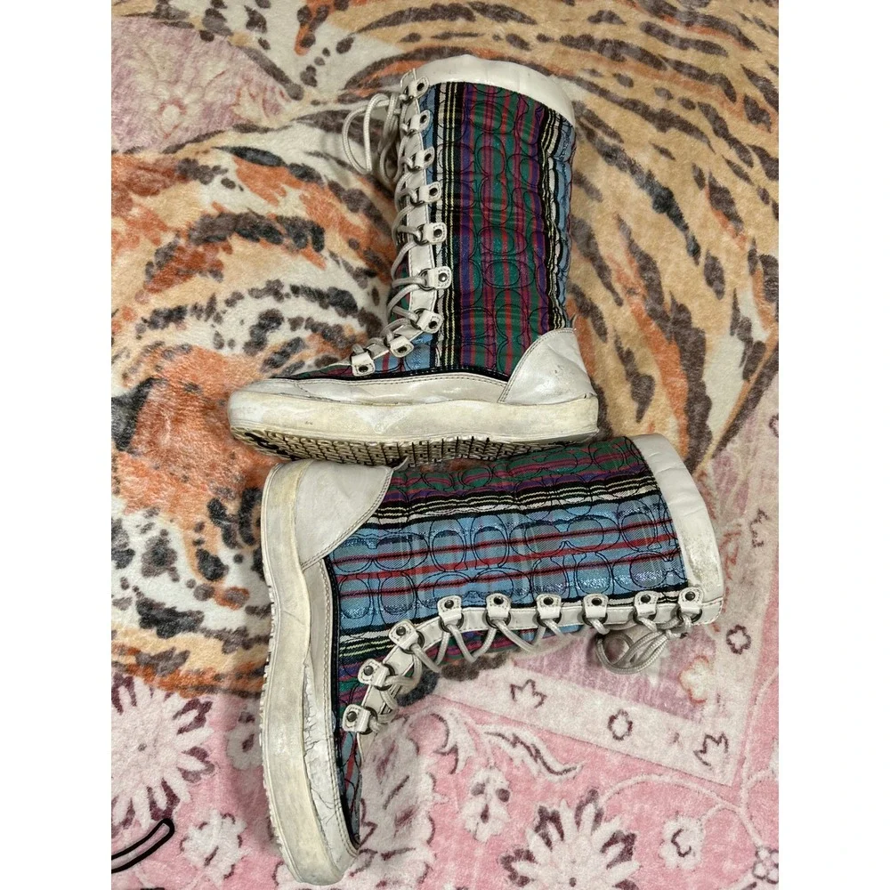 Coach include lining