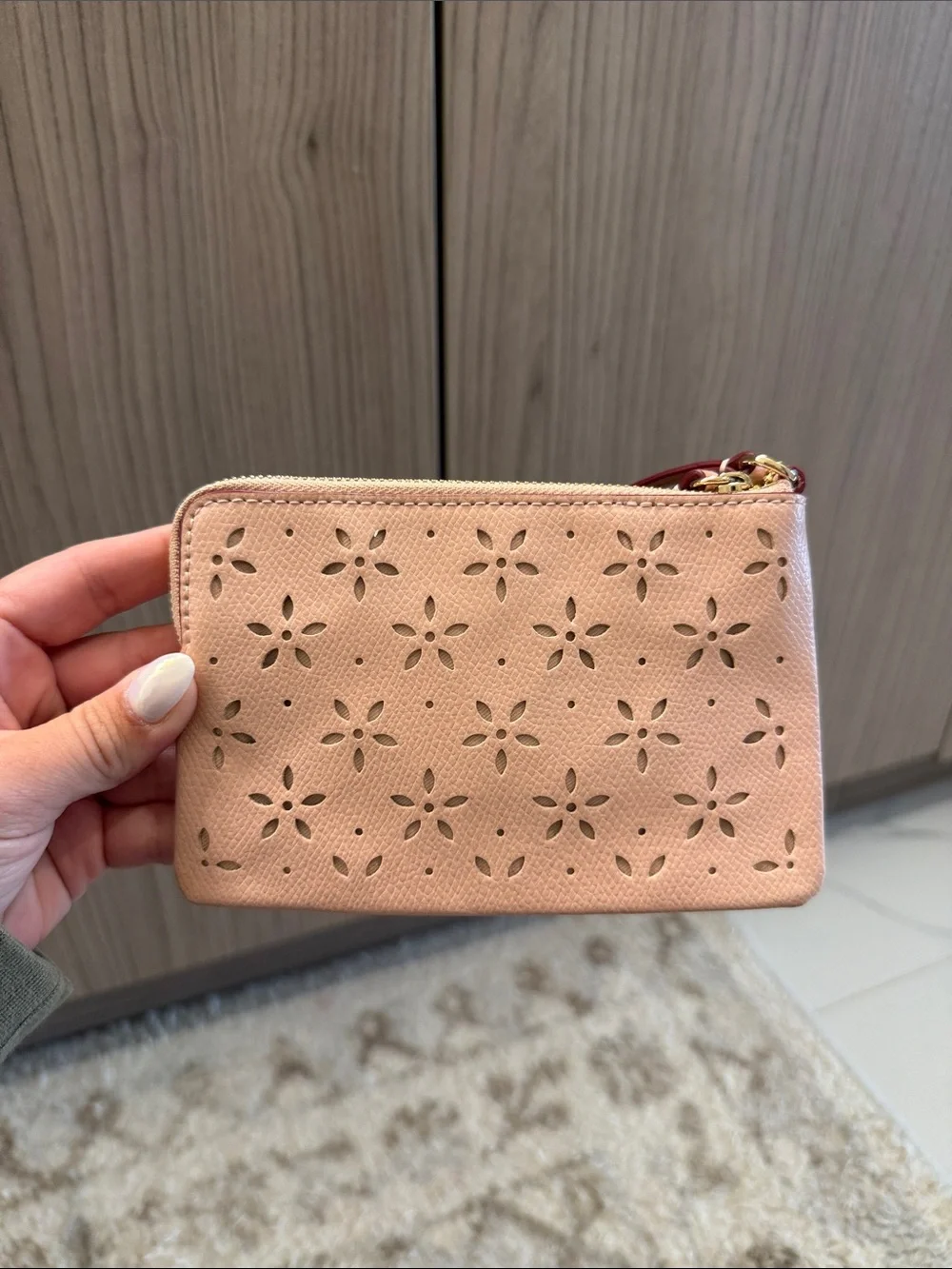 Coach wristlet peach