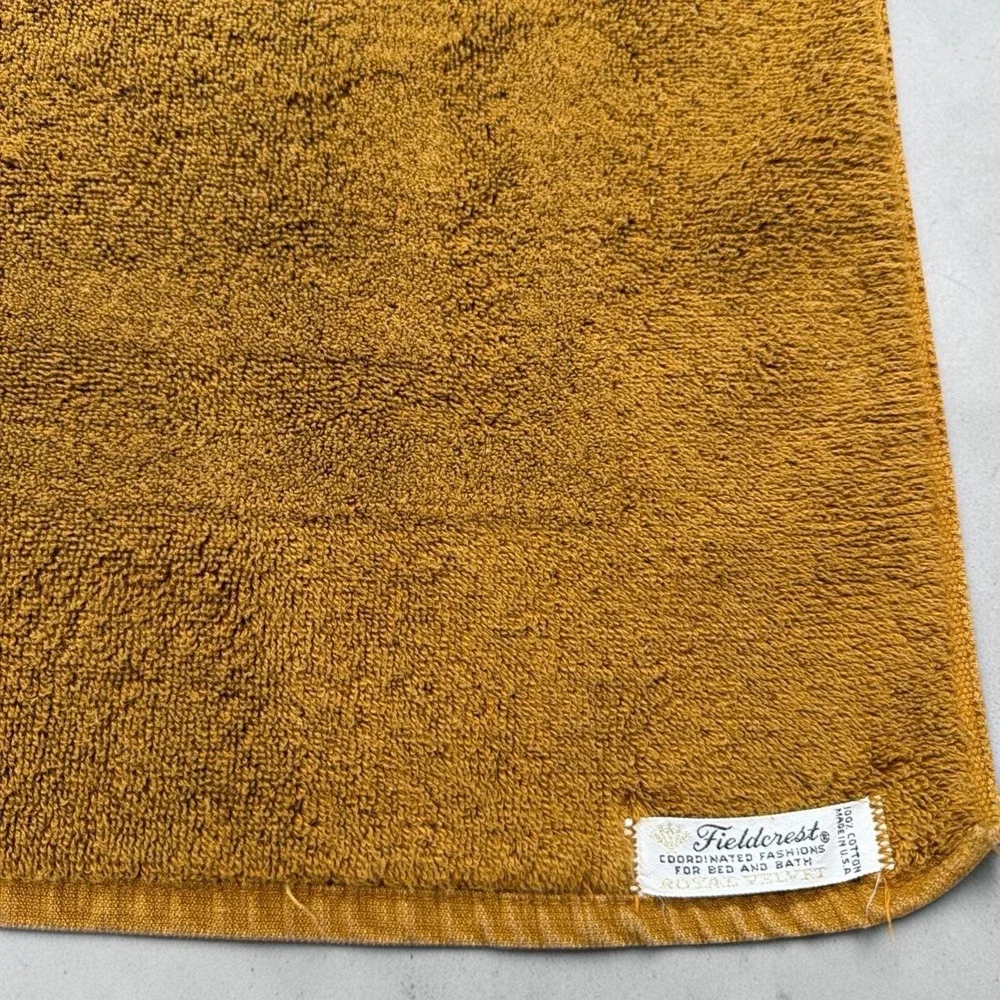 Fieldcrest separately mat listed