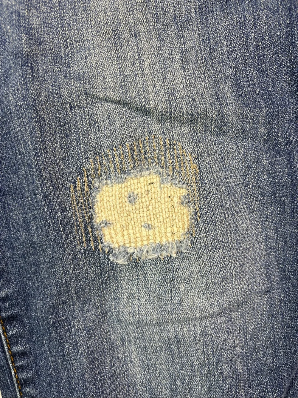 Kut from the Kloth Boyfriend Straight Leg Slight Distressed Blue Jeans