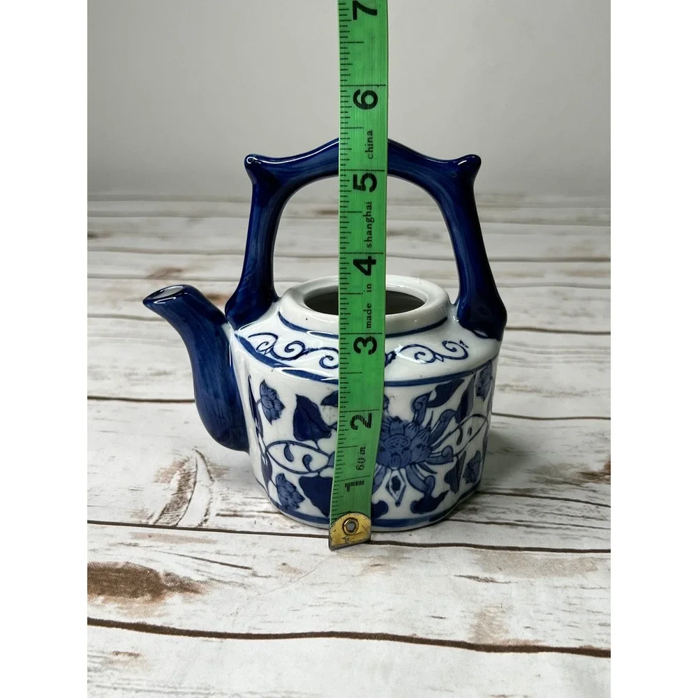 Vintage Miniature Teapot Blue White Chinoiserie Floral Decorative ( no lid) 5.5
