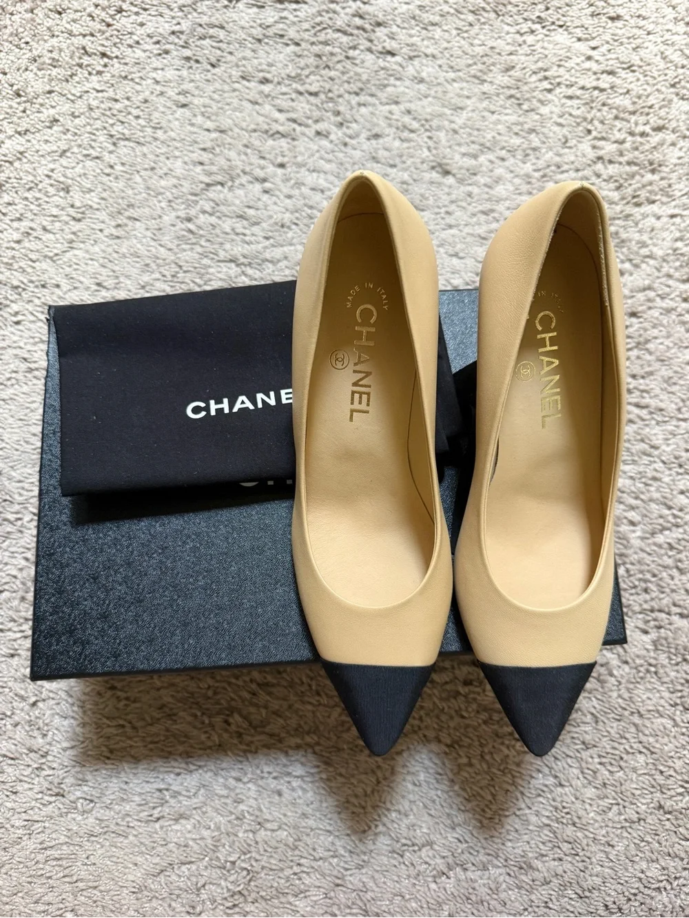 CHANEL Two-Tone Beige and Black Pointed Toe Pumps