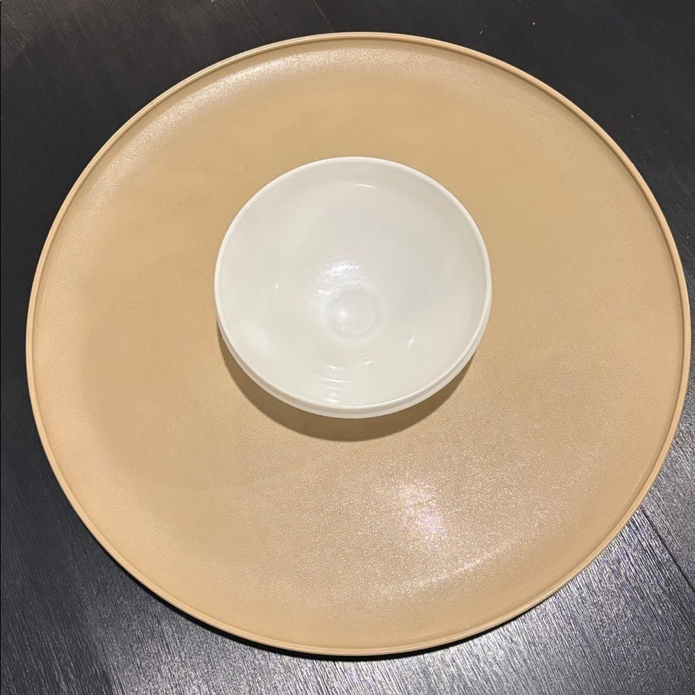 Tupperware design wide