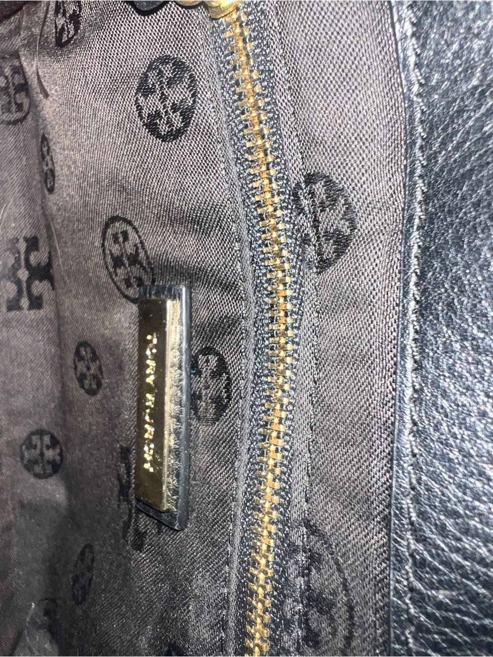 Tory Burch Black Leather BOMBE Shoulder Bag/Crossbody