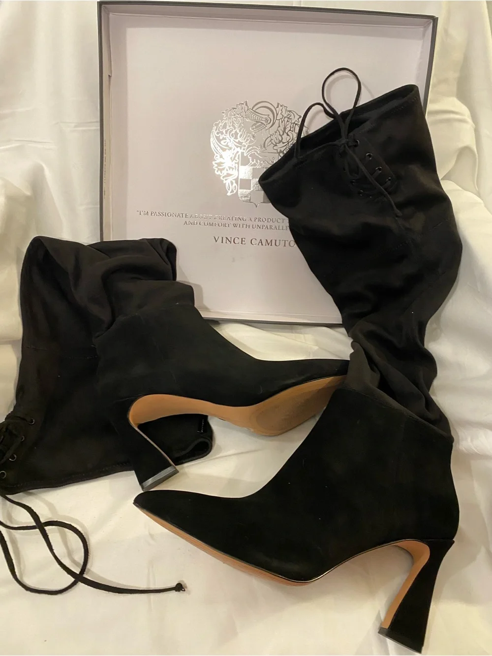 Vince Camuto wide block