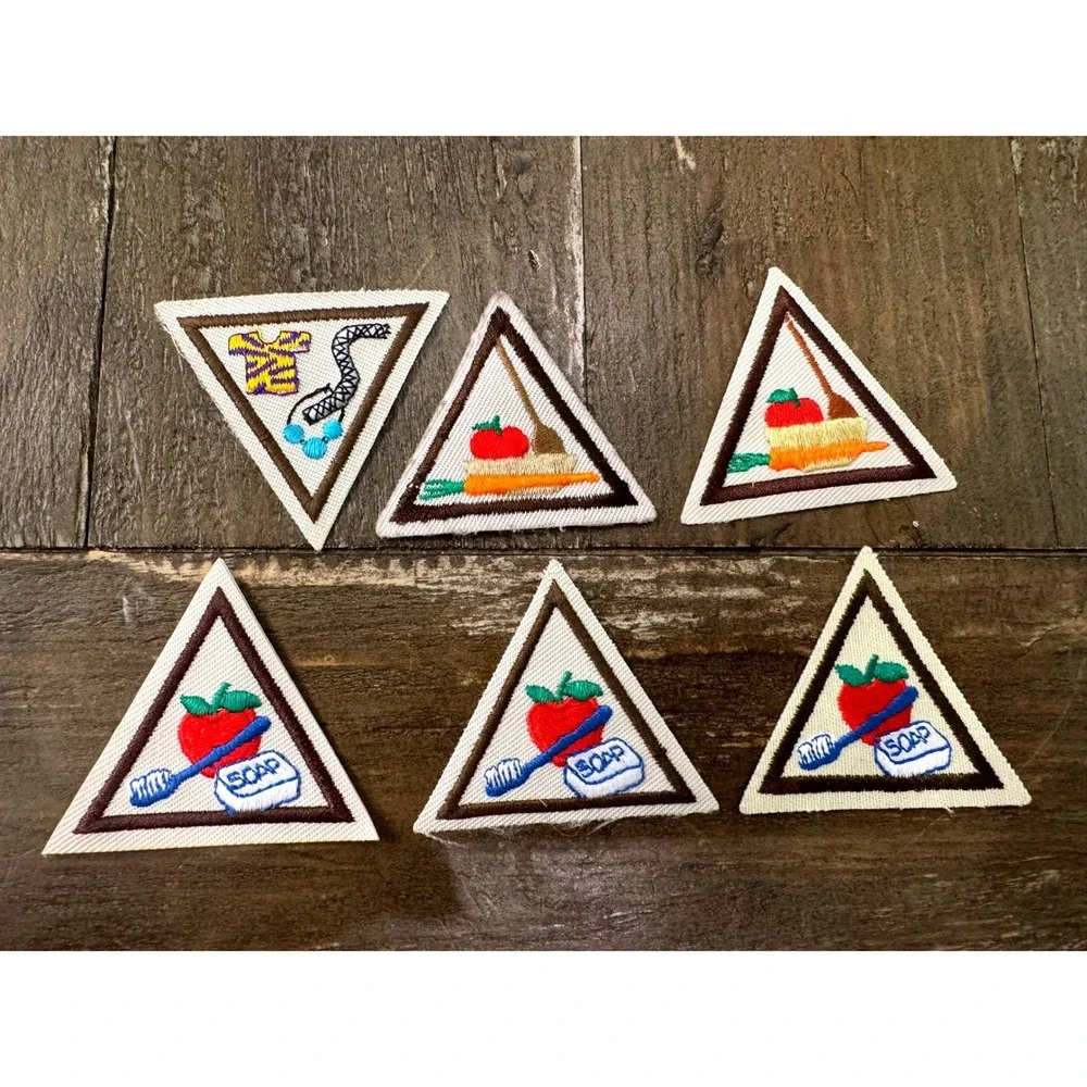 Vintage Girl Scout Brown Border Triangle Badges Health Homemaking Lot of 6