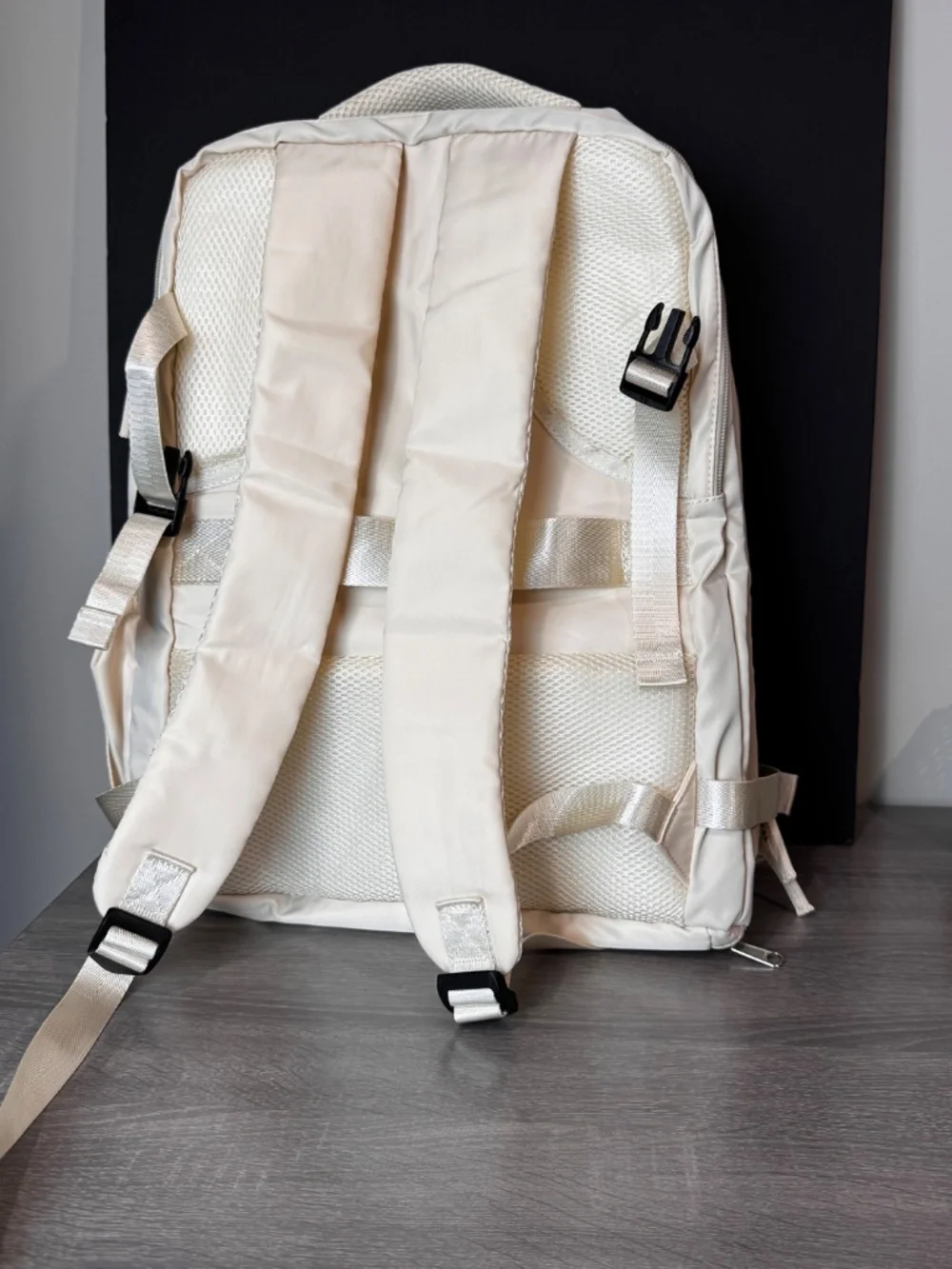 coofay beige travel