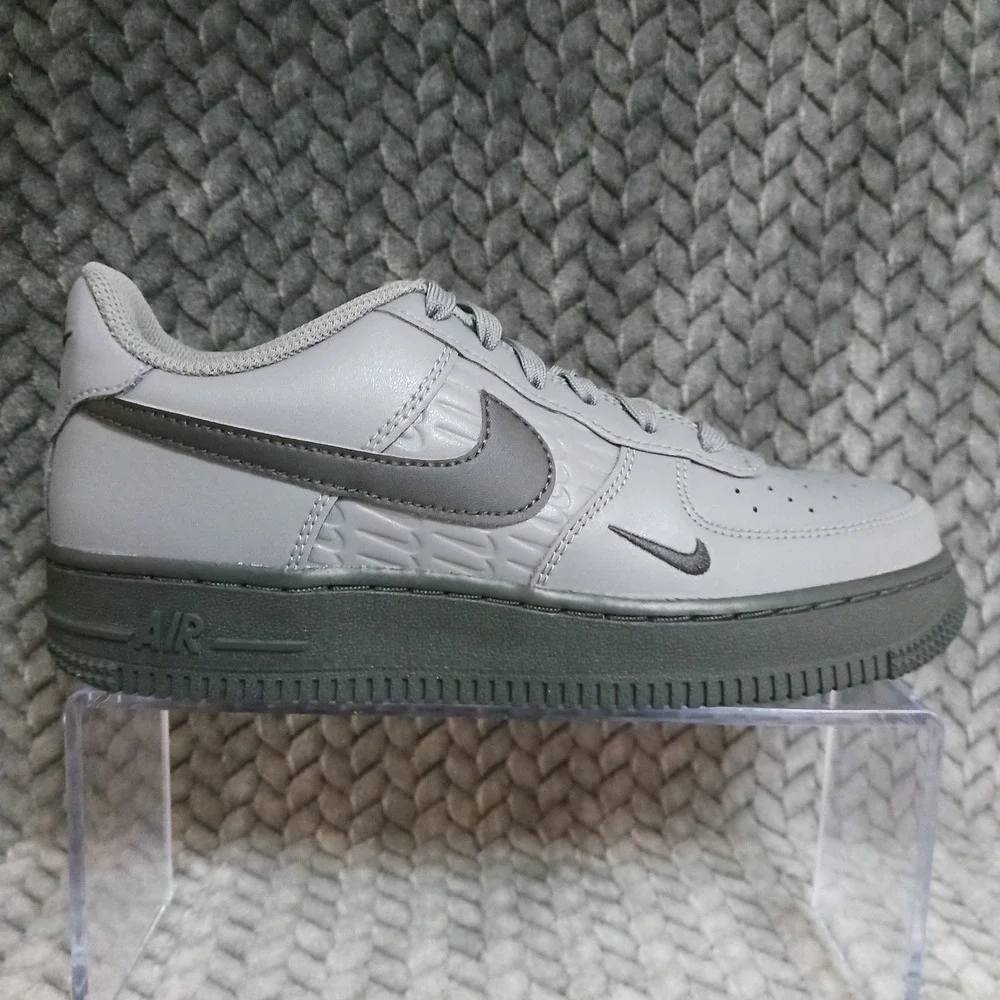 Nike Air Force 1 GS Low Cool Gray Anthracite Sneakers Shoes Size 4.5Y Women's 6