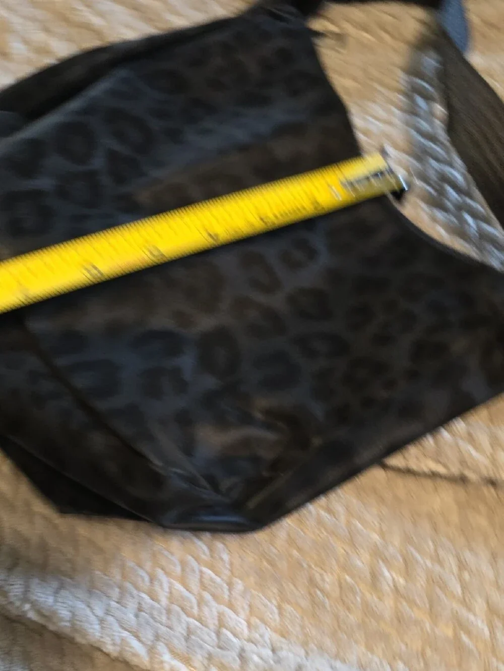 N/A stylish black