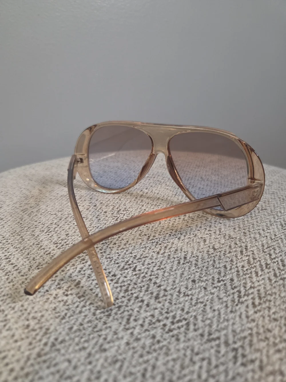 N/A stylish aviator