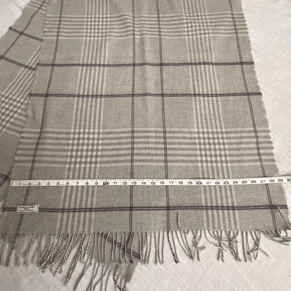 N/A grey blanket merino