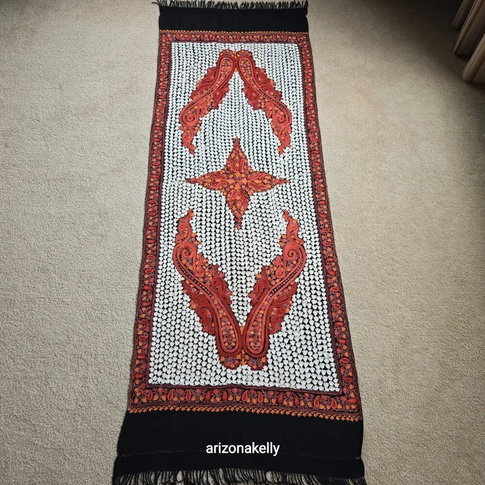 Kashmir Scarves such sucker