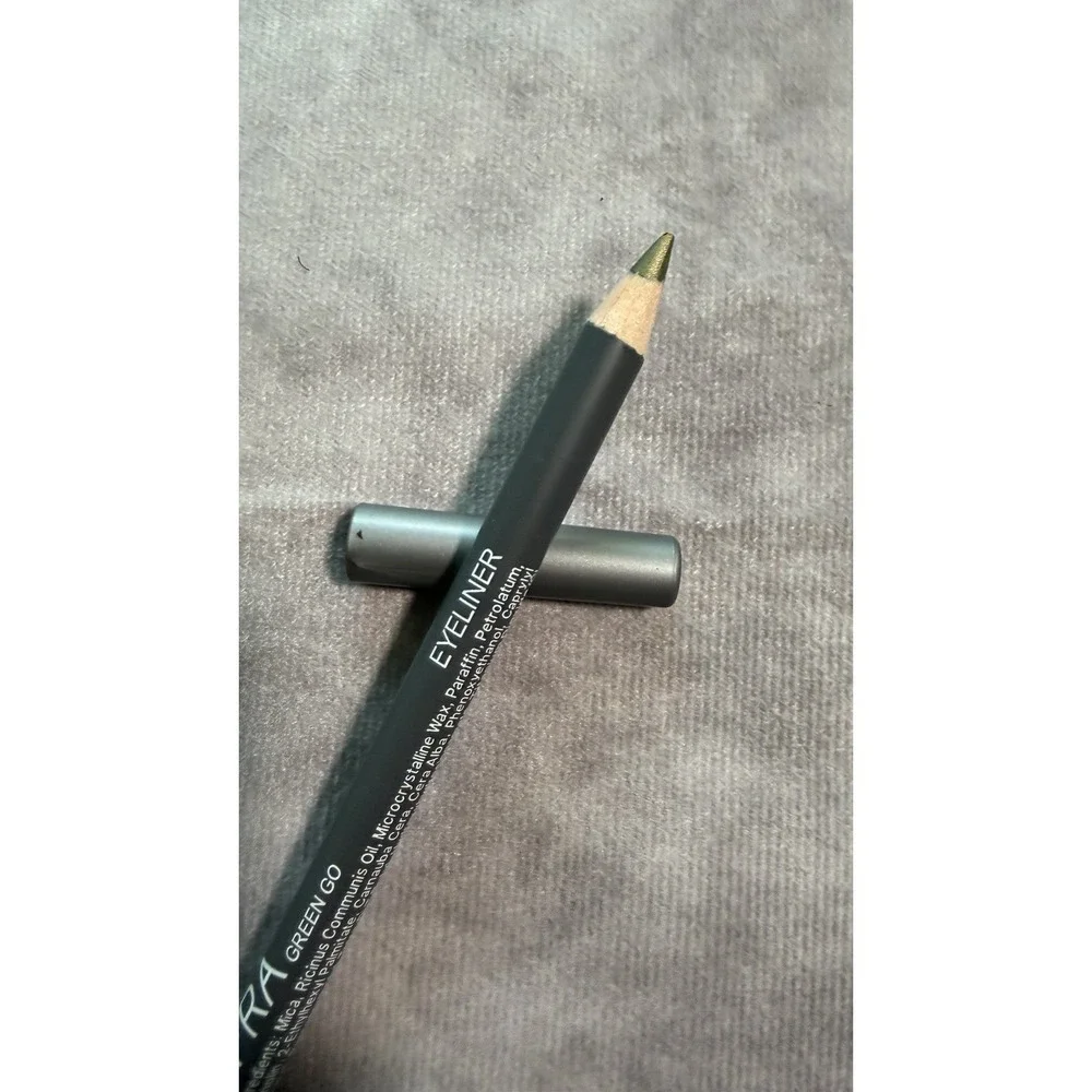 OFRA Eyeliner Pencil In GREEN GO 1.2g/.04oz Full Size