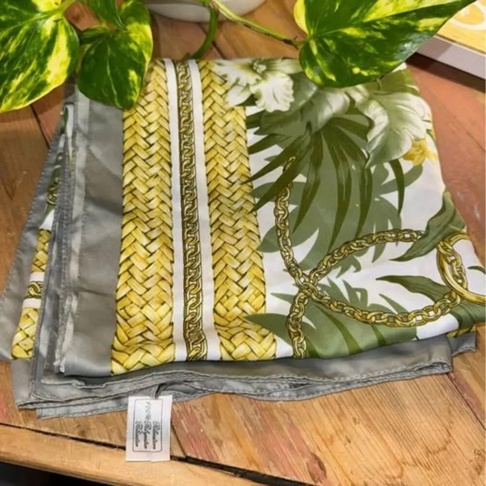 Vintage Style Black Panther Tropical Silk-Feel Scarf