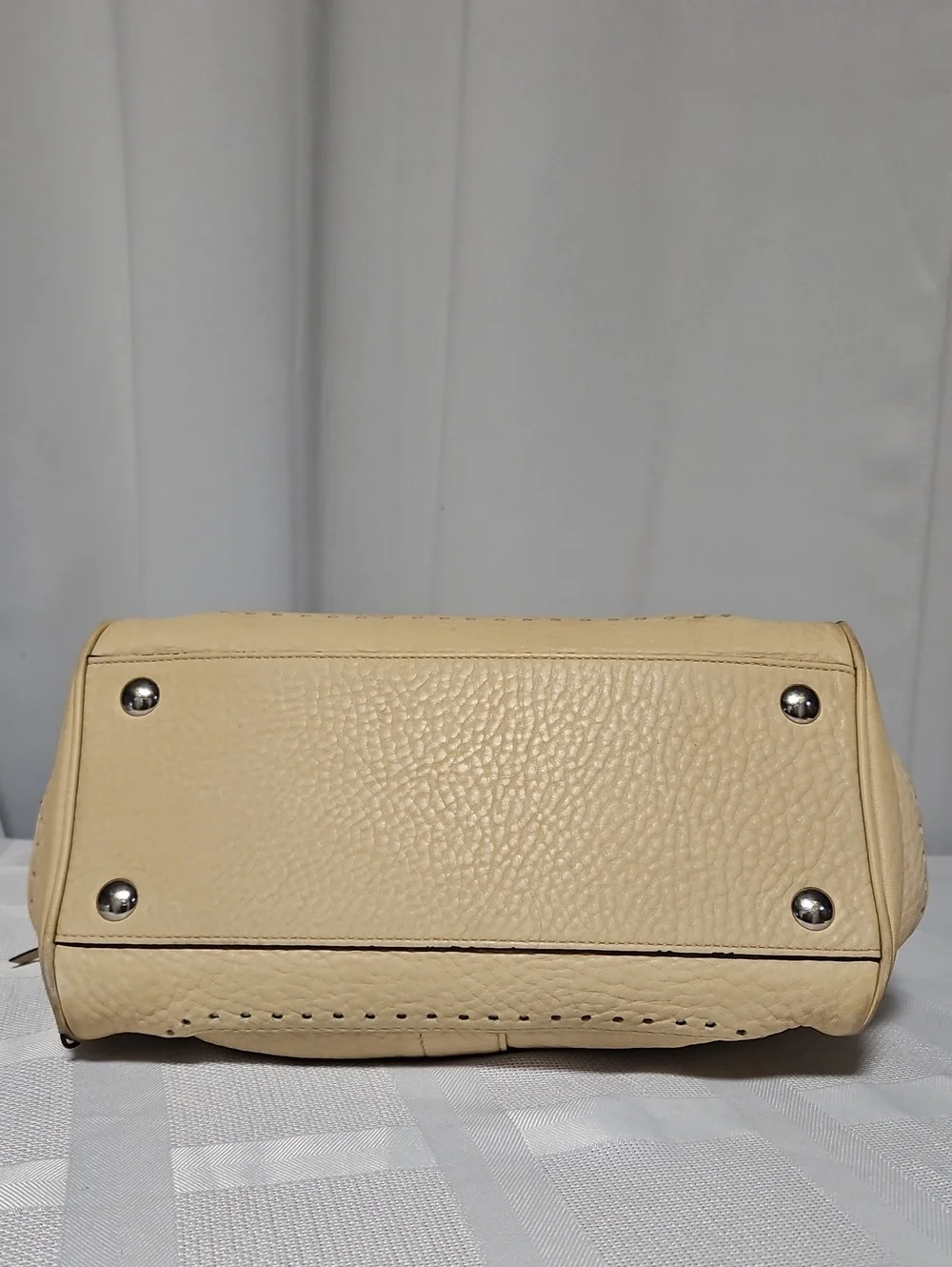 Coach Hampton Sand Beige Pebbled Leqther Tassle Satchel