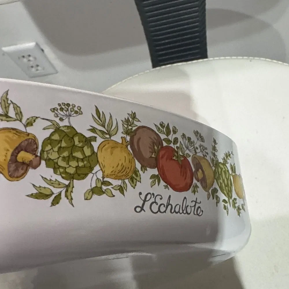 Corningware White L'Echalote Casserole Dish