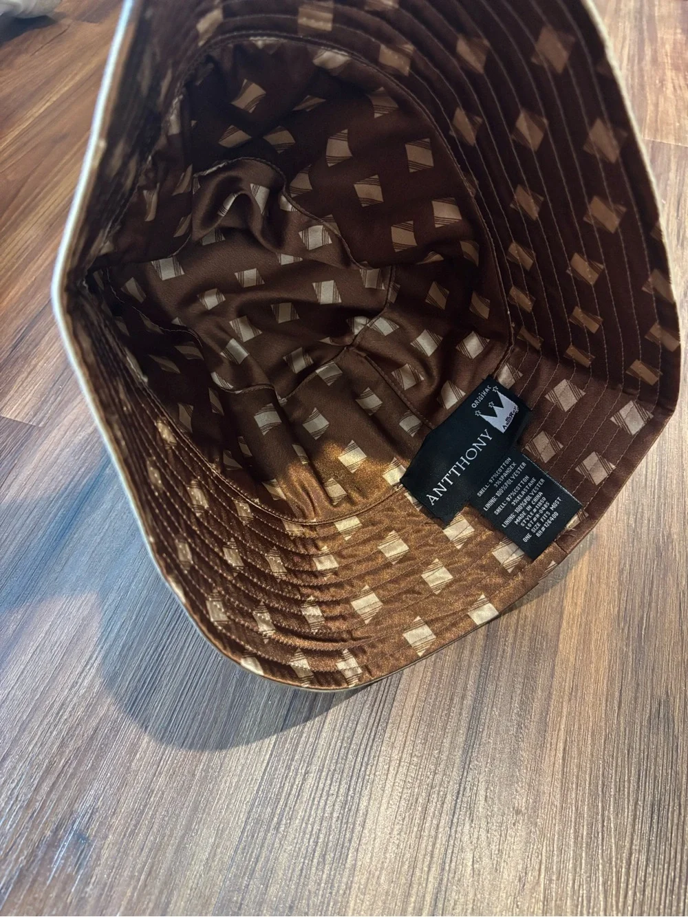 Antthony classic bucket