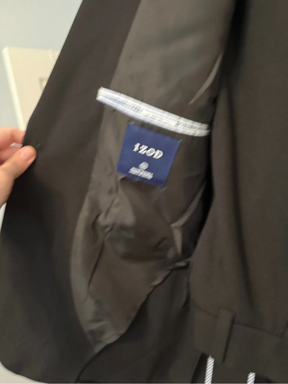 Izod Boys 16 Black Two-Button Suit