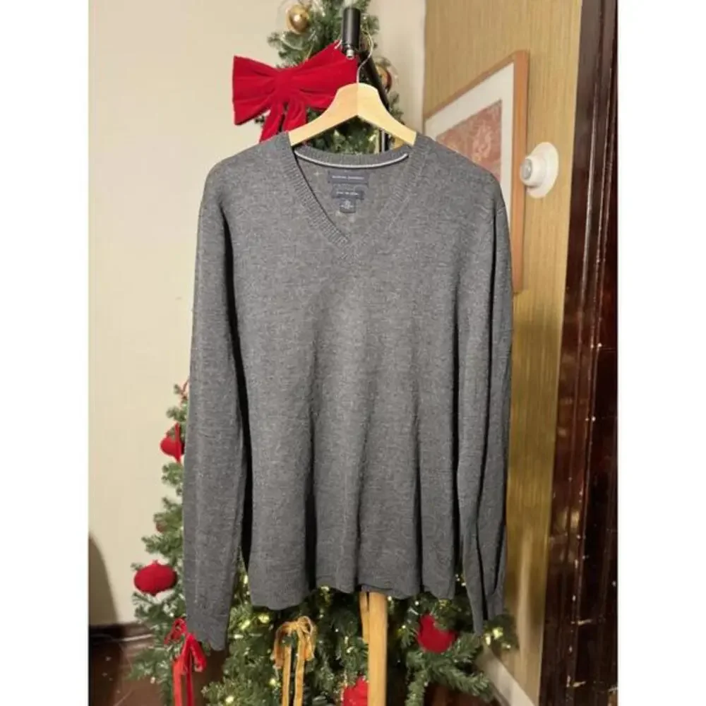 Banana Republic Men's Gray V-Neck Sweater Extra Fine Merino Wool