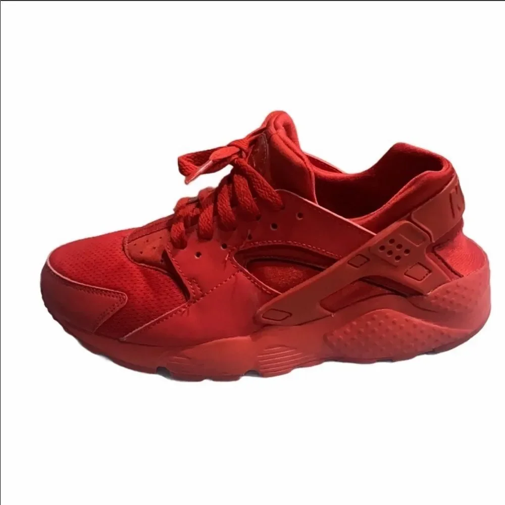 Nike huarache red