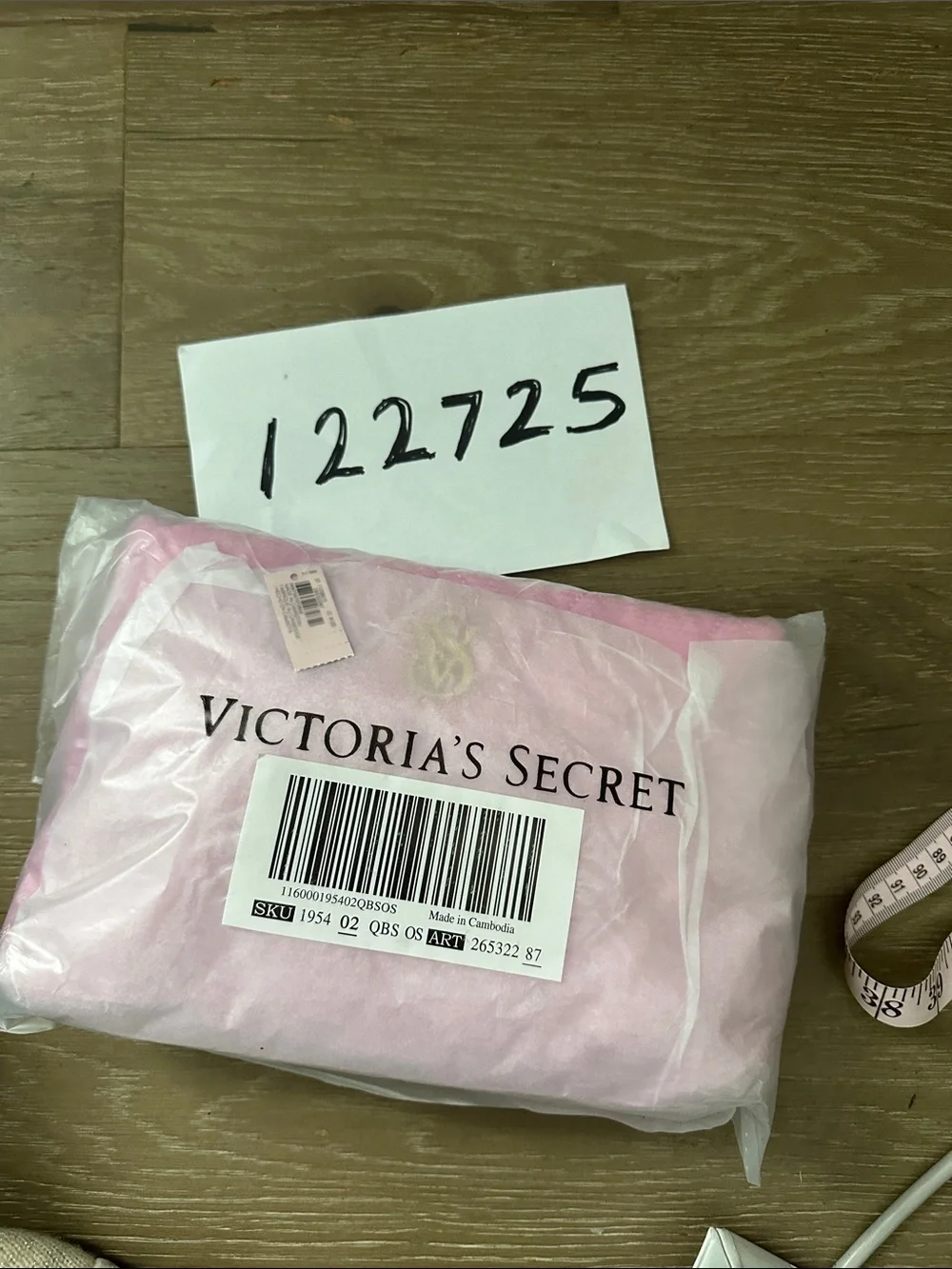 NWT Victoria's Secret Pink Sequin Quilted Cosmetic Pouch