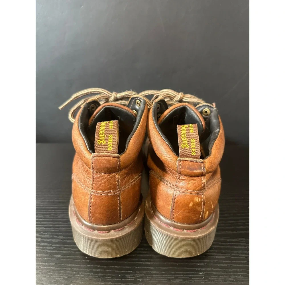 N/A dr martens