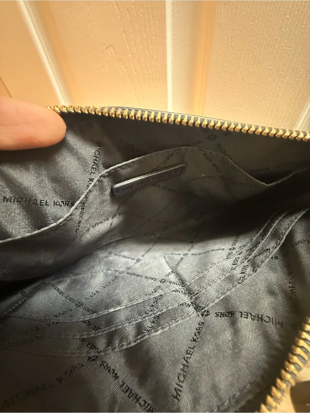 Michael Kors compact black