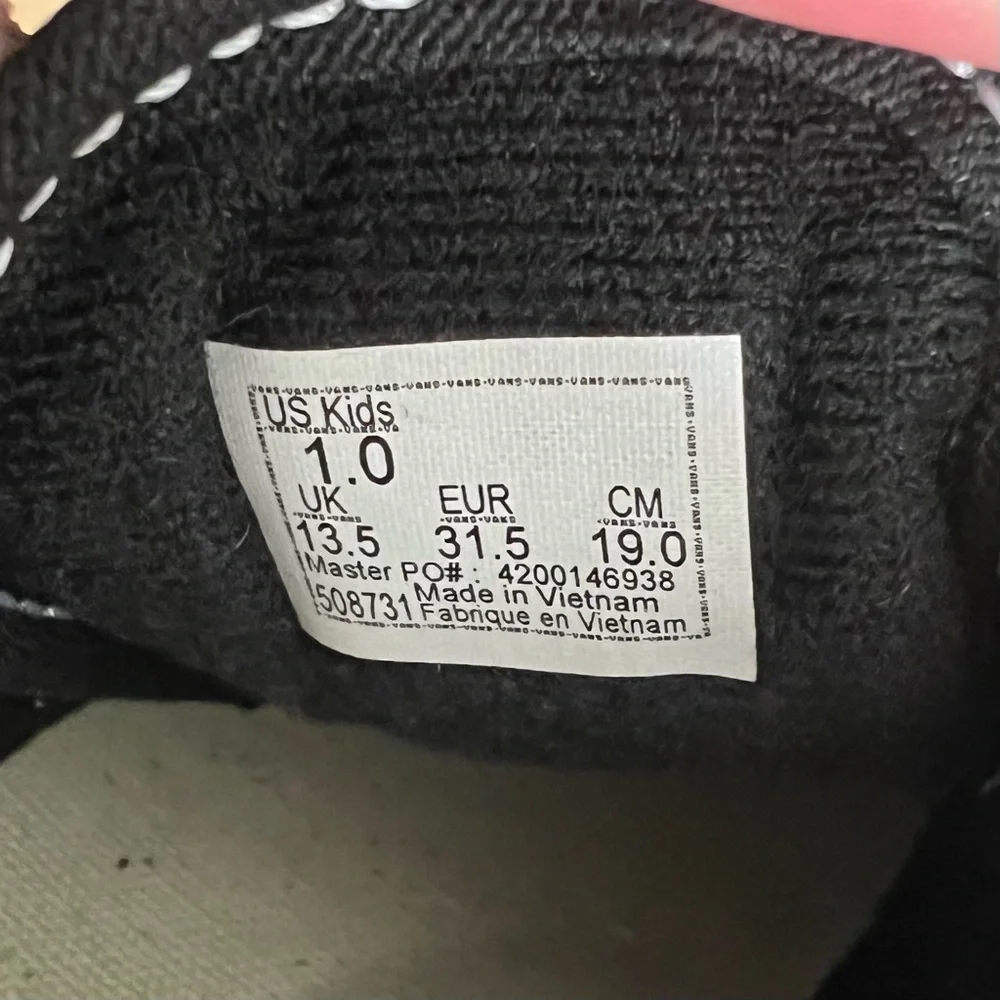 Vans new tag