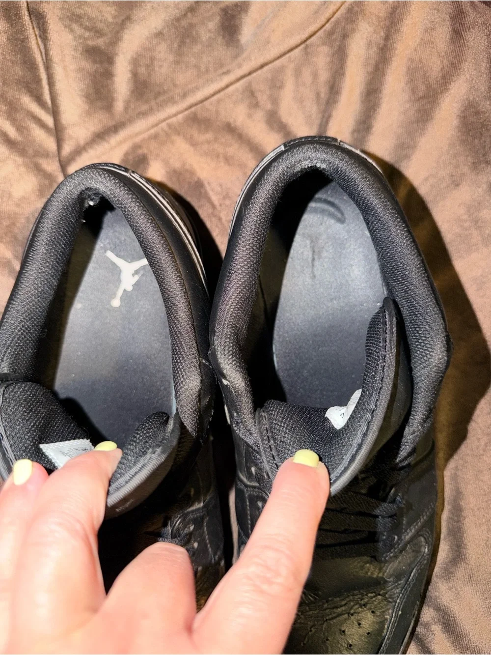 Nike all black