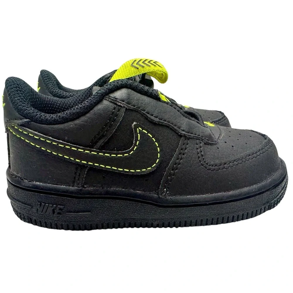 Nike force toggle