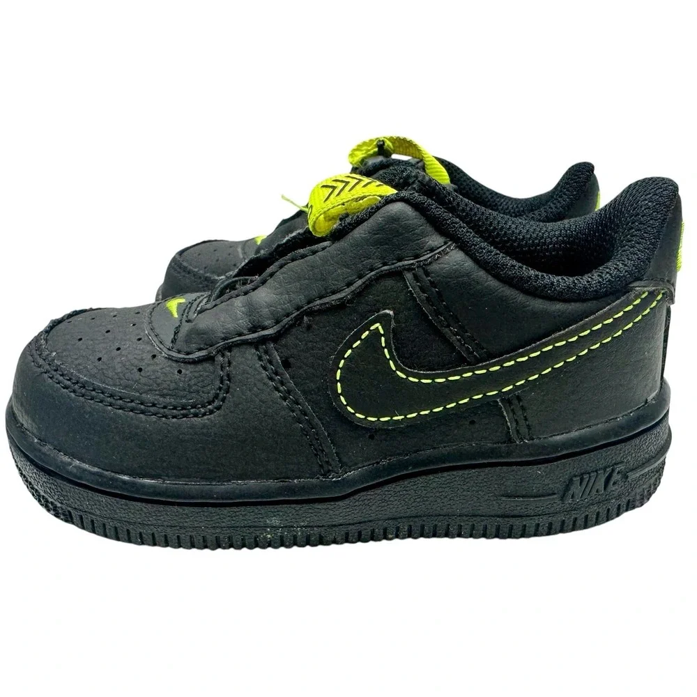 Nike force toggle